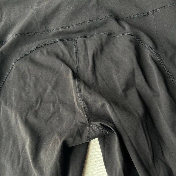 (one of a kind!) SAMPLE lululemon luxtreme tights 28" dotted seams - Picture 6 of 6